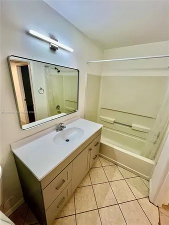 $1,625 | 815 West Boynton Beach Boulevard, Unit 4105, Boynton Beach, FL 33426