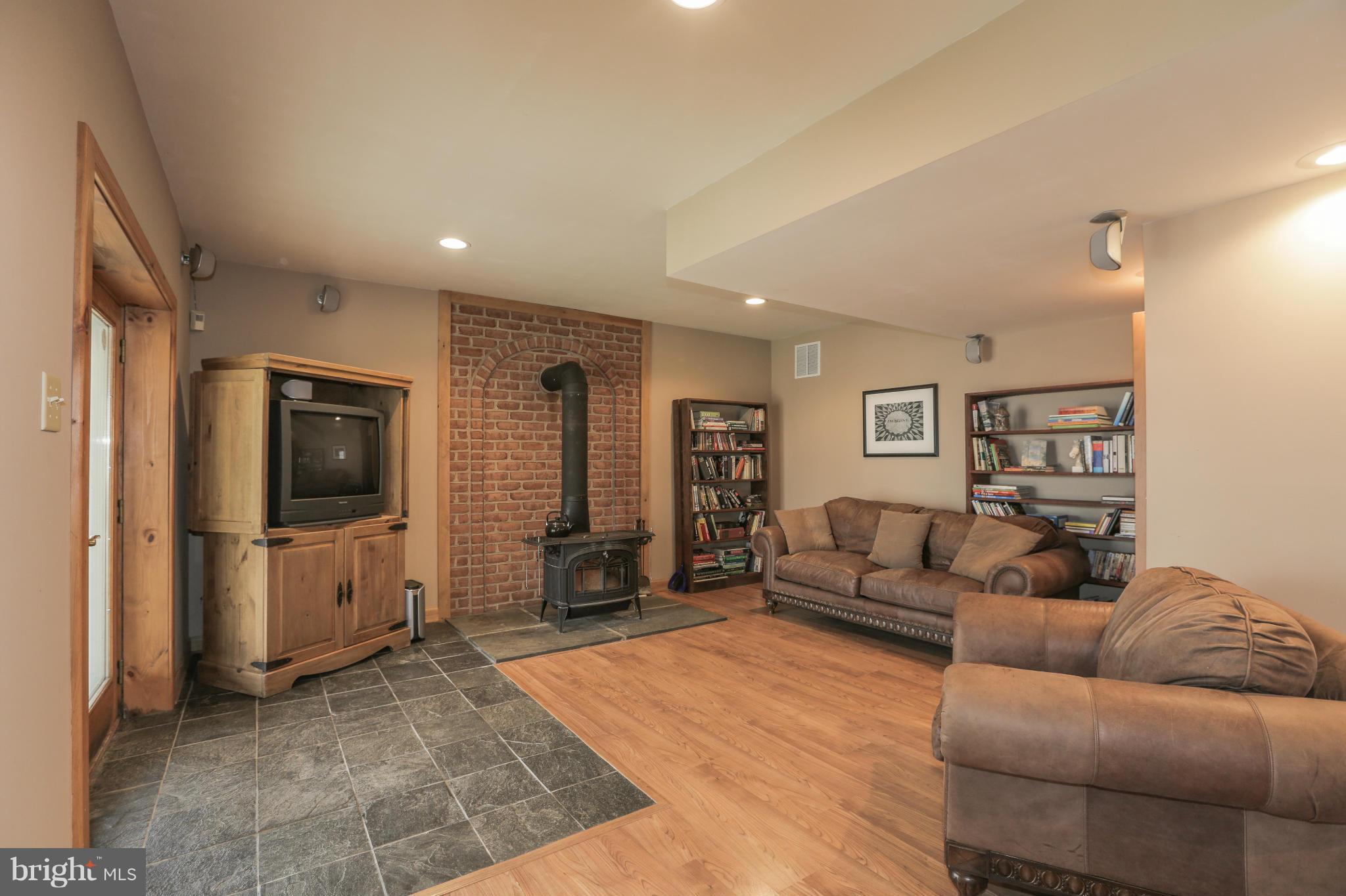 10328 Gambrill Park Road Frederick, MD 21702 - Photo 22 of 30 Rec Room