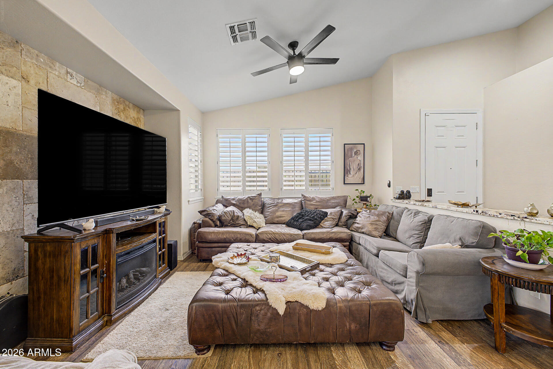 1024 East Frye Road, Unit 1056 Phoenix, AZ 85048 - Photo 2 of 37 9 - Frye