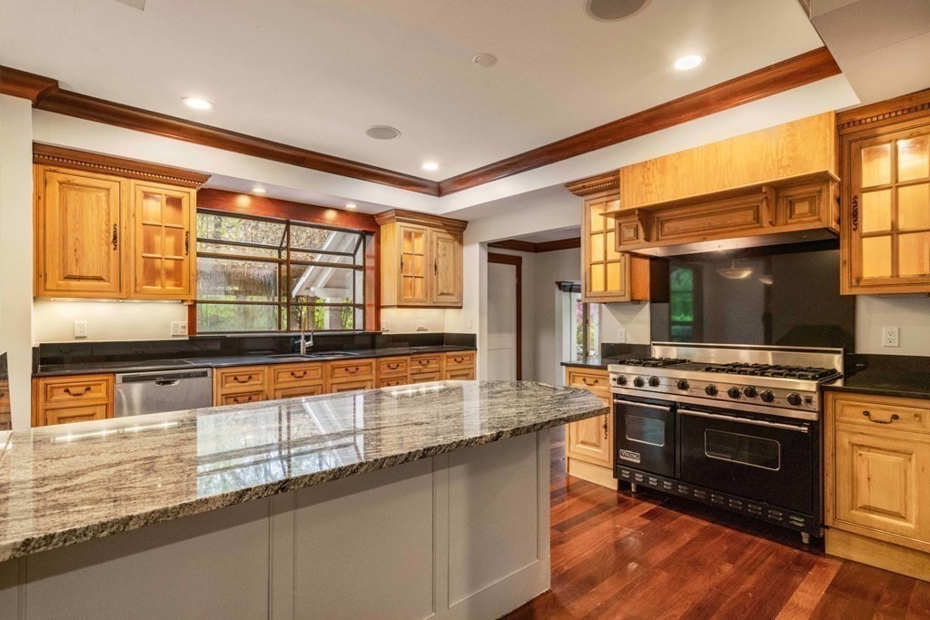 12 Summit Road Lexington, MA 02421 - Photo 8 of 42