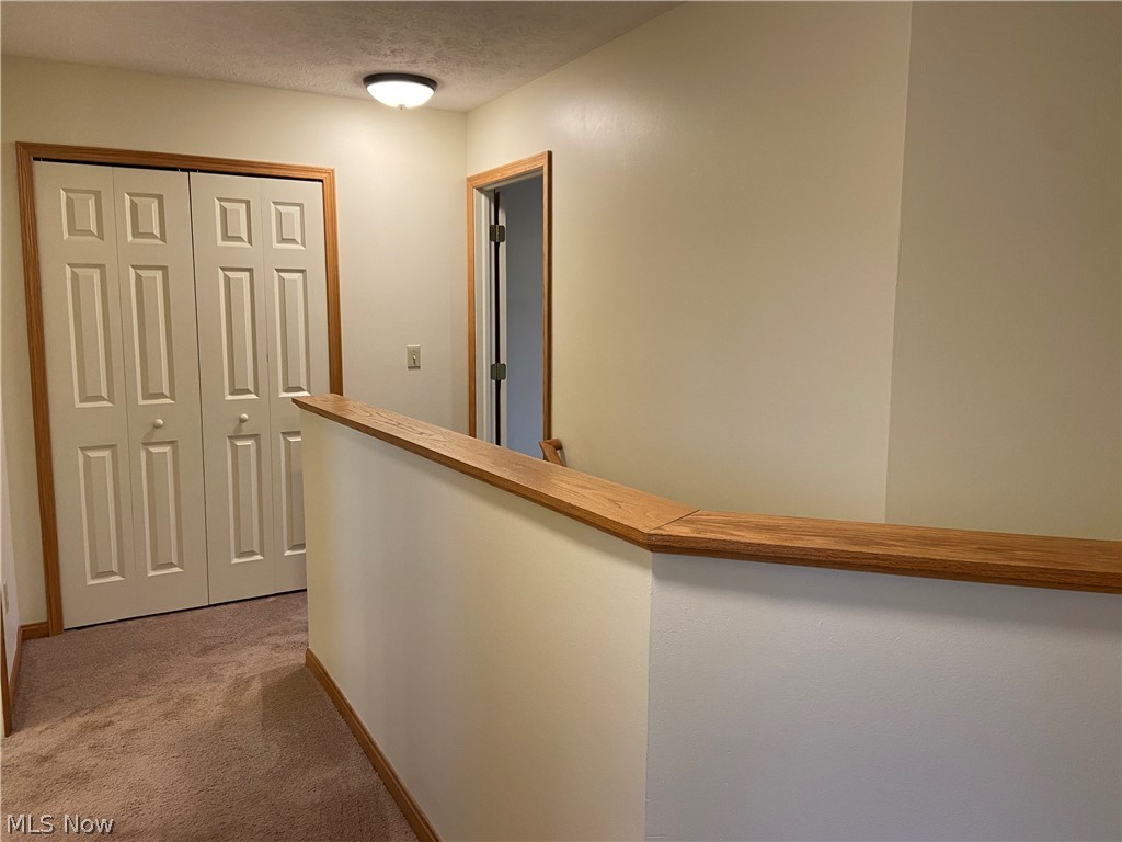 1420 Reimer Road, Unit D Wadsworth, OH 44281 - Photo 11 of 25 upstairs hallway