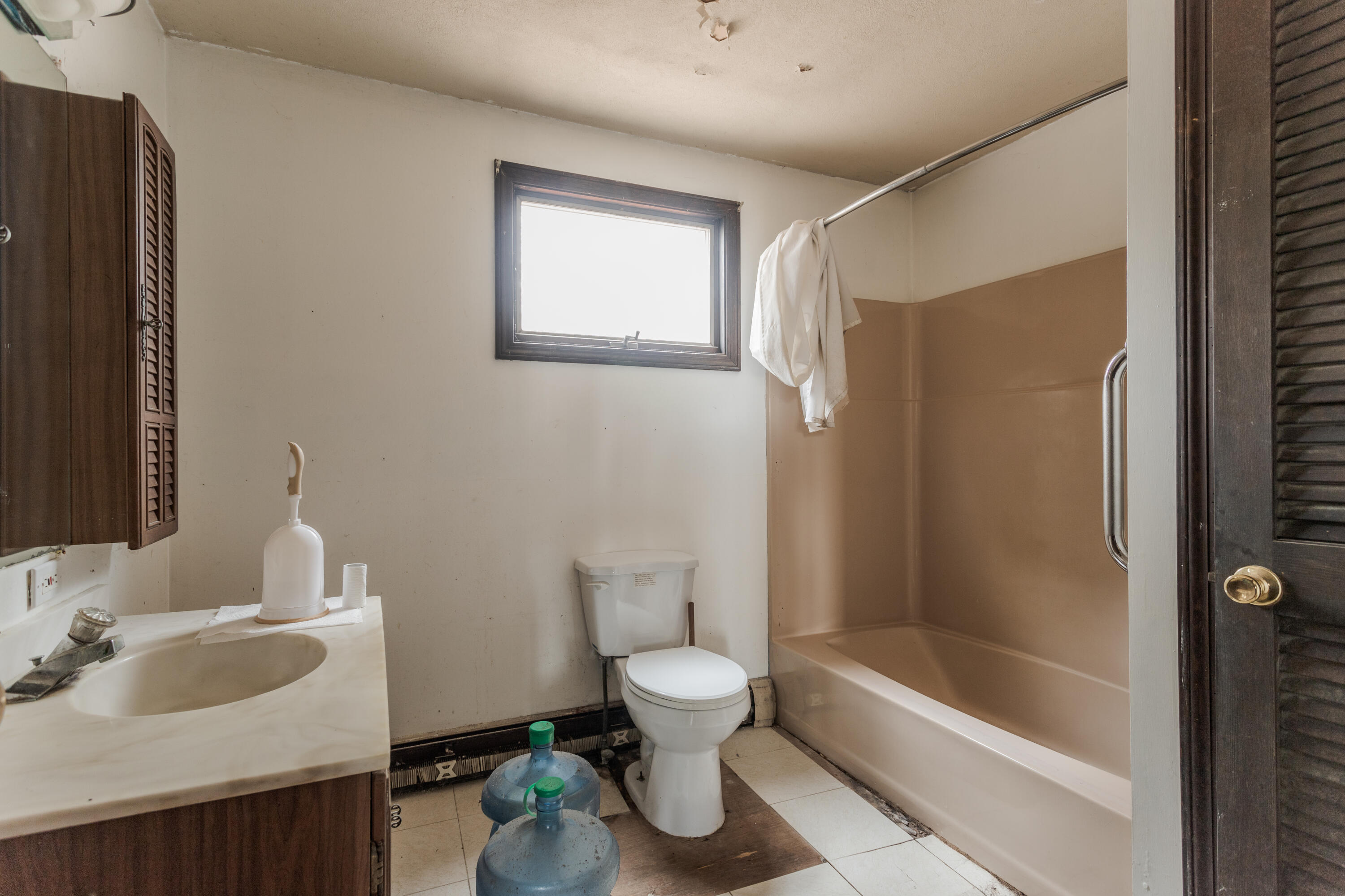 3 Brixham Road York, ME 03909 - Photo 12 of 32 3 Brixham Rd York Maine