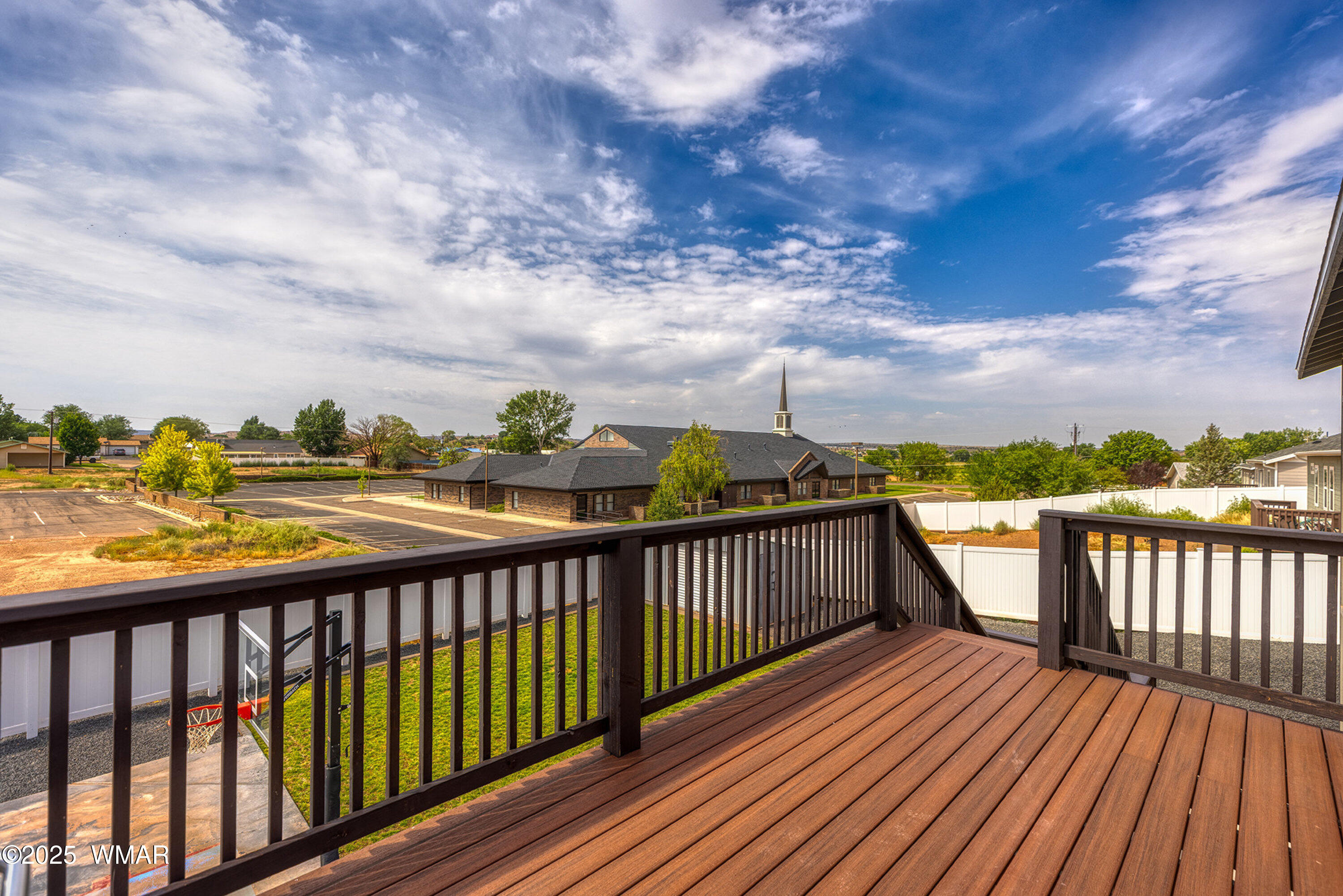 799 Cobble Lane Taylor, AZ 85939 - Photo 22 of 34 a view of city from a balcony
