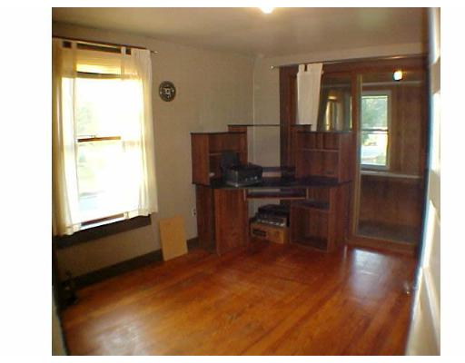 395 Bridge Road Northampton, MA 01062 - Photo 6 of 10