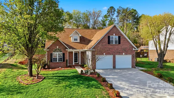 $489,900 | 2478 23rd Street Northeast, Hickory, NC 28601