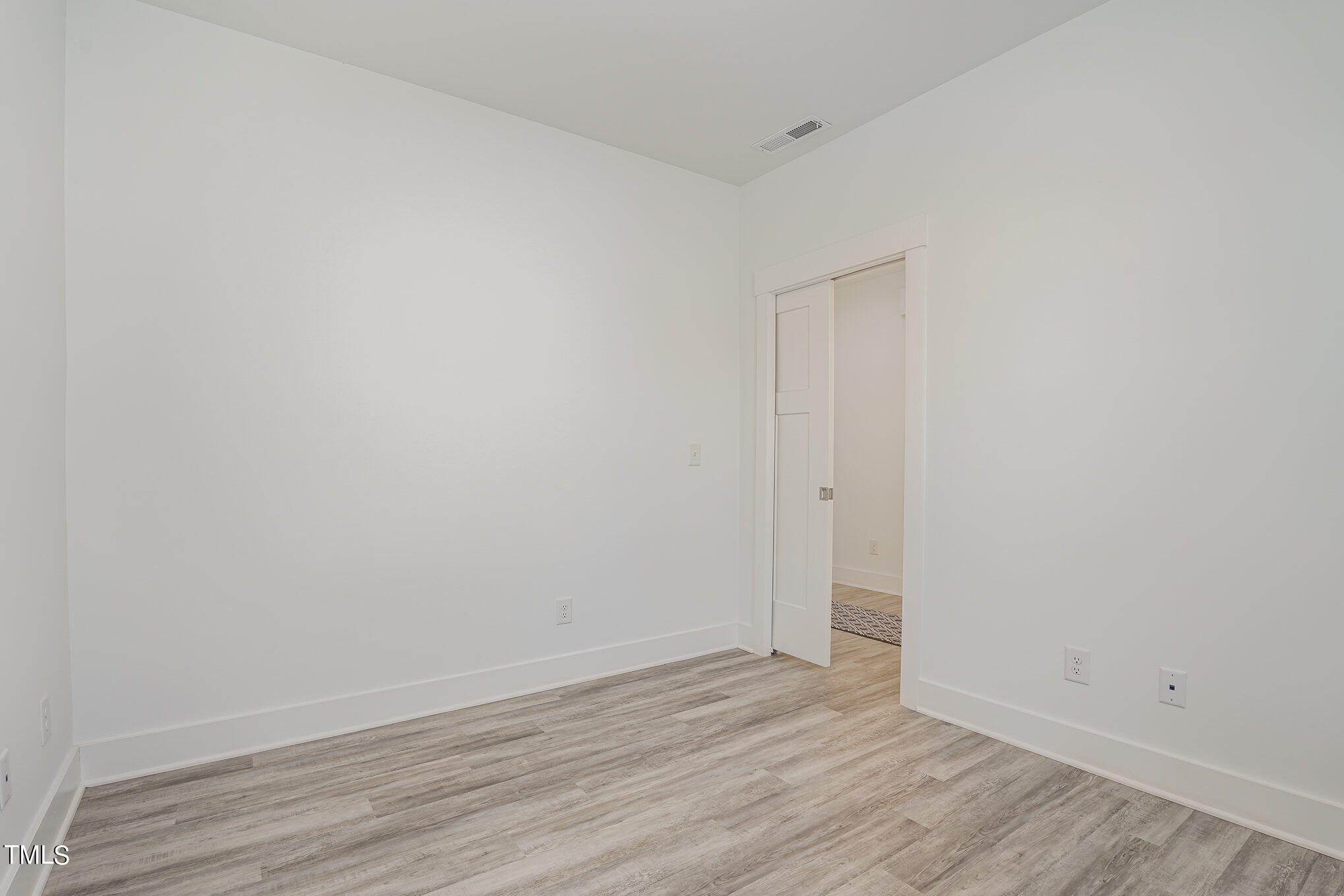 196 DUNLOE Loop Raleigh, NC 27603 - Photo 9 of 43 008_ndp122-edit