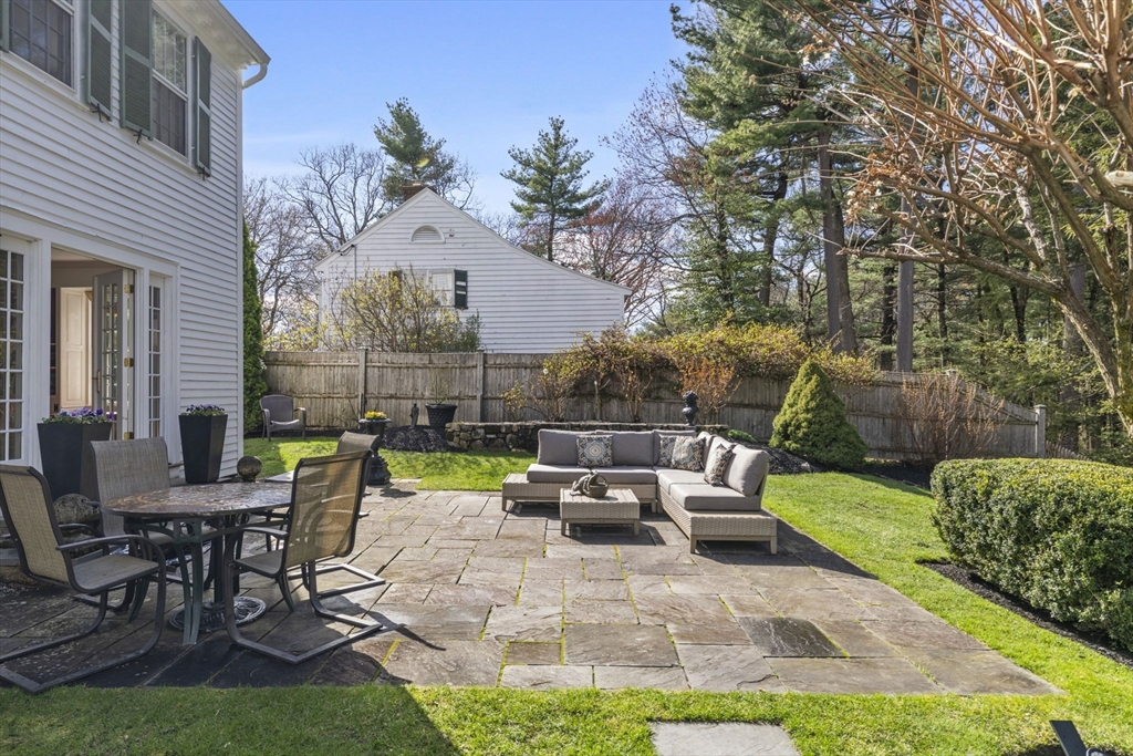 45 Cheever Circle Andover, MA 01810 - Photo 35 of 41