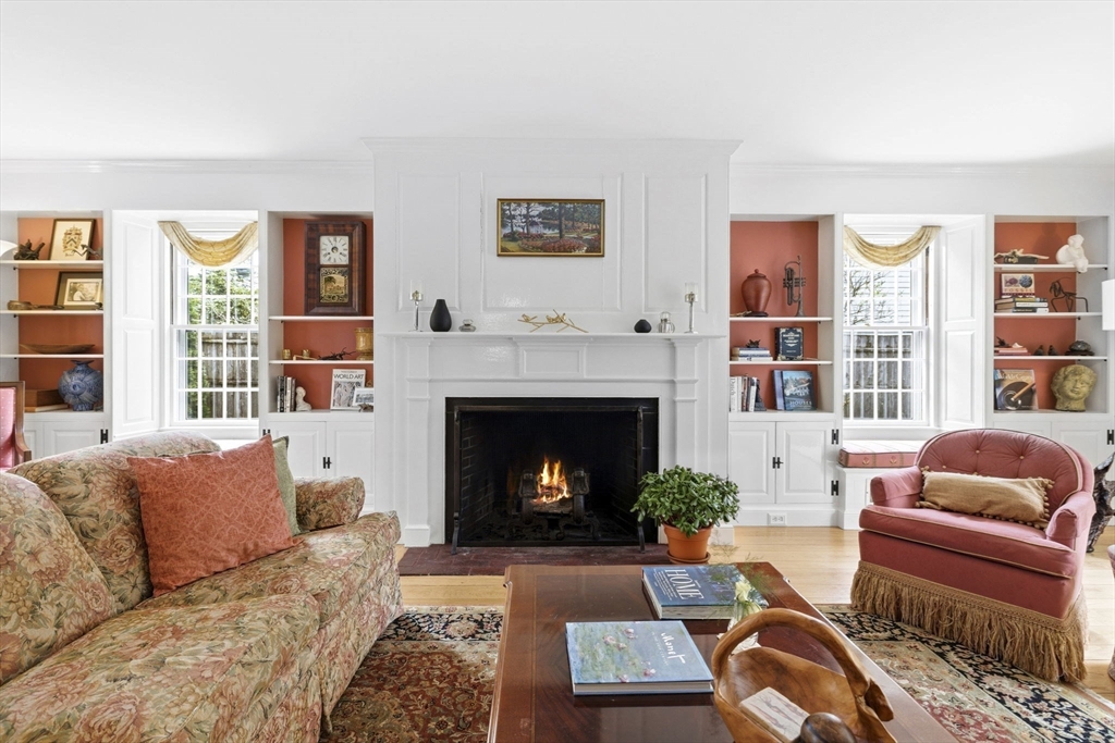 45 Cheever Circle Andover, MA 01810 - Photo 8 of 41