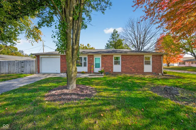 $199,900 | 656 Berkshire Drive, Seymour, IN 47274