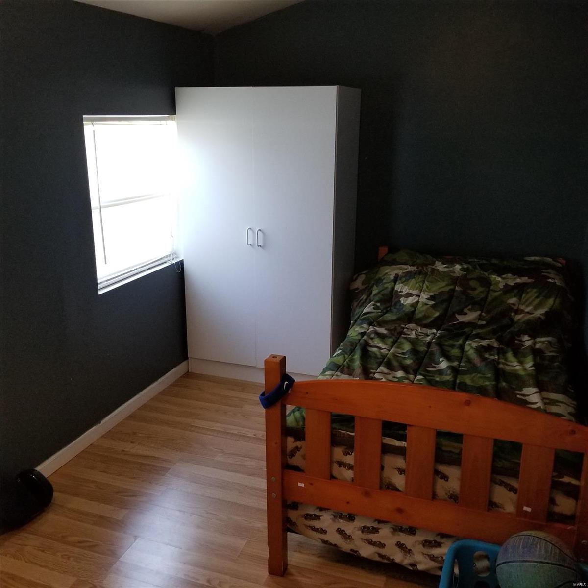 1008 Maple Carrollton, IL 62016 - Photo 10 of 15 Gallery Image 10