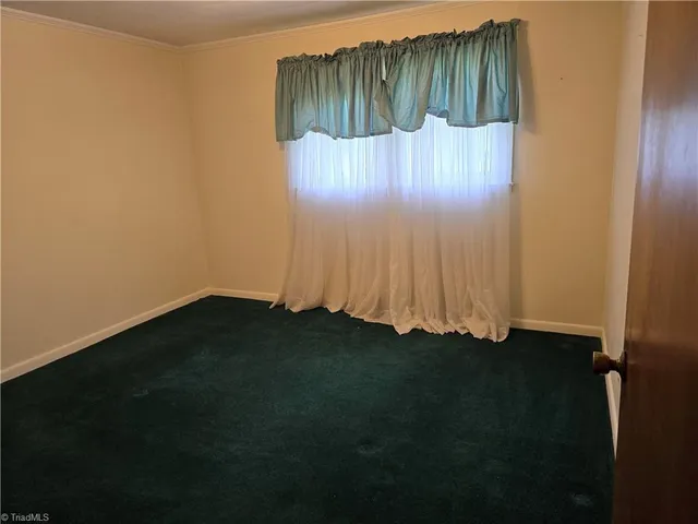 $242,900 | 210 Grinton Avenue, Wilkesboro, NC 28697