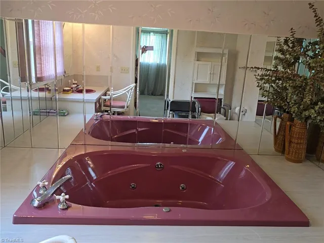 $242,900 | 210 Grinton Avenue, Wilkesboro, NC 28697