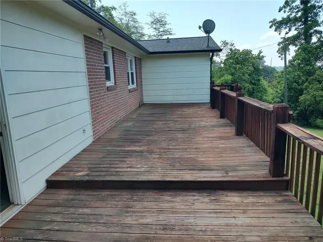 $242,900 | 210 Grinton Avenue, Wilkesboro, NC 28697