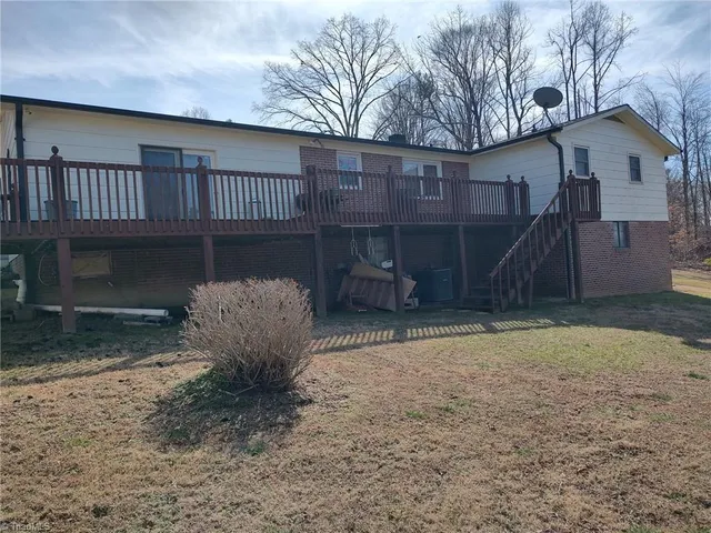 $242,900 | 210 Grinton Avenue, Wilkesboro, NC 28697