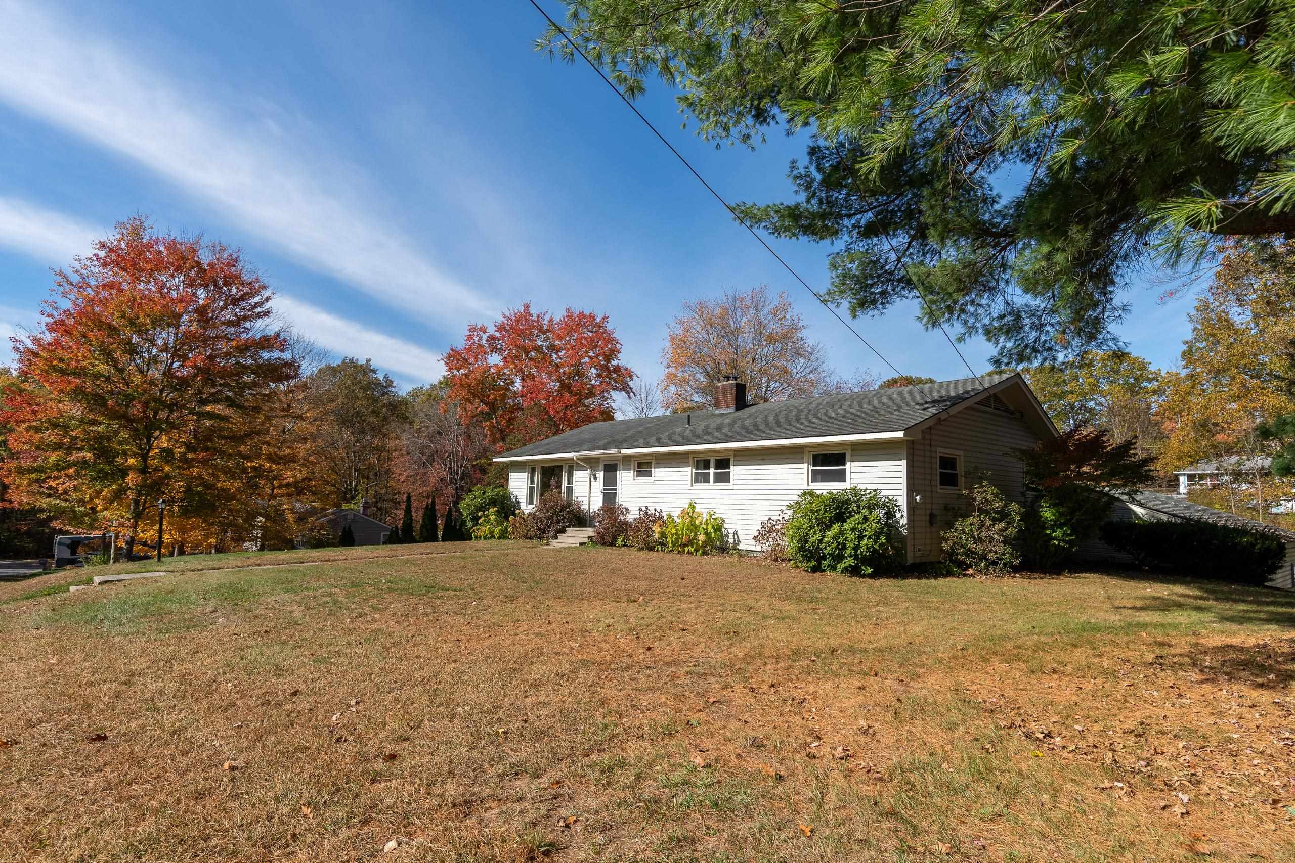 52 Victoria Drive Rutland Town, VT 05701 - Photo 3 of 54