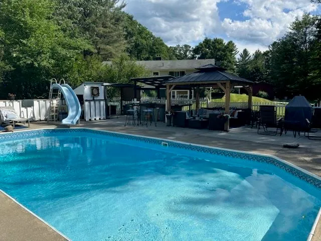 $465,000 | 52 Victoria Drive, Rutland Town, VT 05701