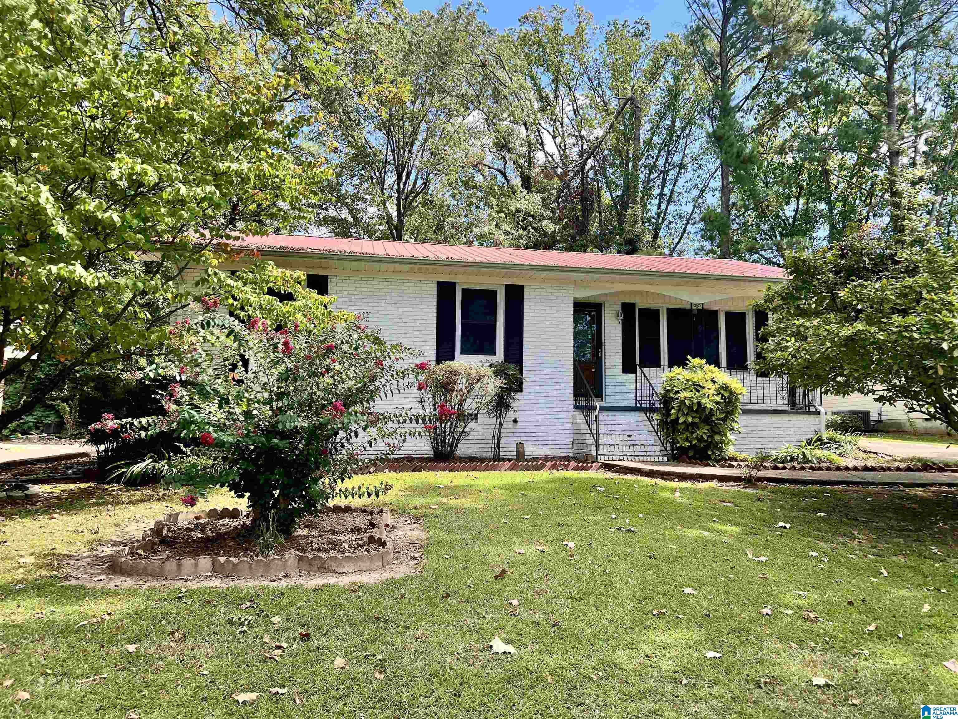 2909 McClellan Boulevard Anniston, AL 36201 - Photo 2 of 21