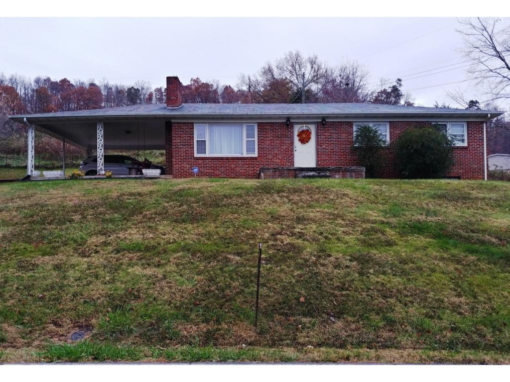 3297 Island Road Blountville, TN 37617 - Photo 1 of 14 EASY COUNTRY LIVING