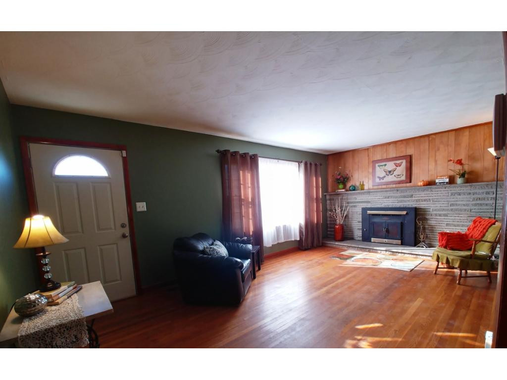 3297 Island Road Blountville, TN 37617 - Photo 2 of 14 WHERE FRIENDS FAMILY GATHER