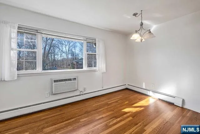 $1,875 | 5018 Christopher Street, Ramsey, NJ 07446