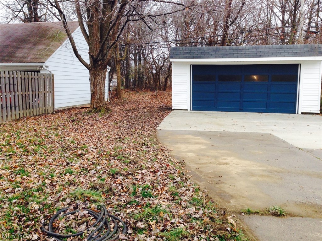 13616 Rockside Road Garfield Heights, OH 44125 - Photo 11 of 12