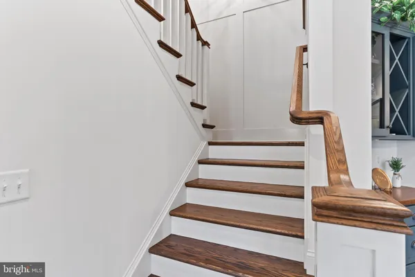 $1,200,000 | 798 Cottage Brook Lane, Mechanicsburg, PA 17055