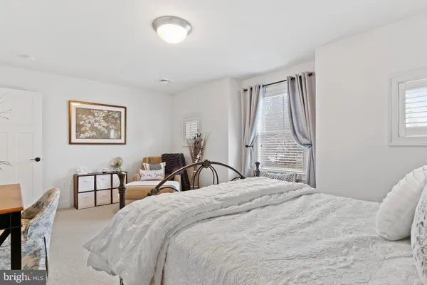 $1,200,000 | 798 Cottage Brook Lane, Mechanicsburg, PA 17055