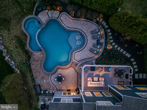 $1,200,000 | 798 Cottage Brook Lane, Mechanicsburg, PA 17055