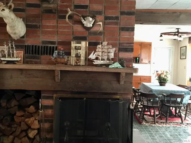 a view of a yard with trees