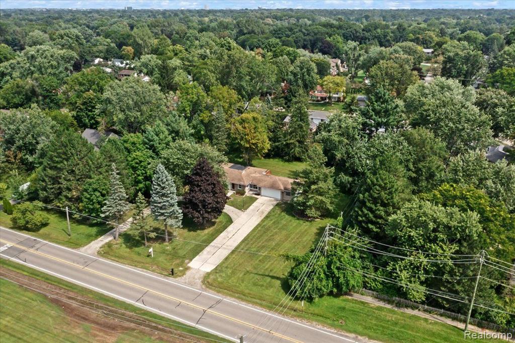 31354 Evergreen Road Beverly Hills, MI 48025 - Photo 33 of 39