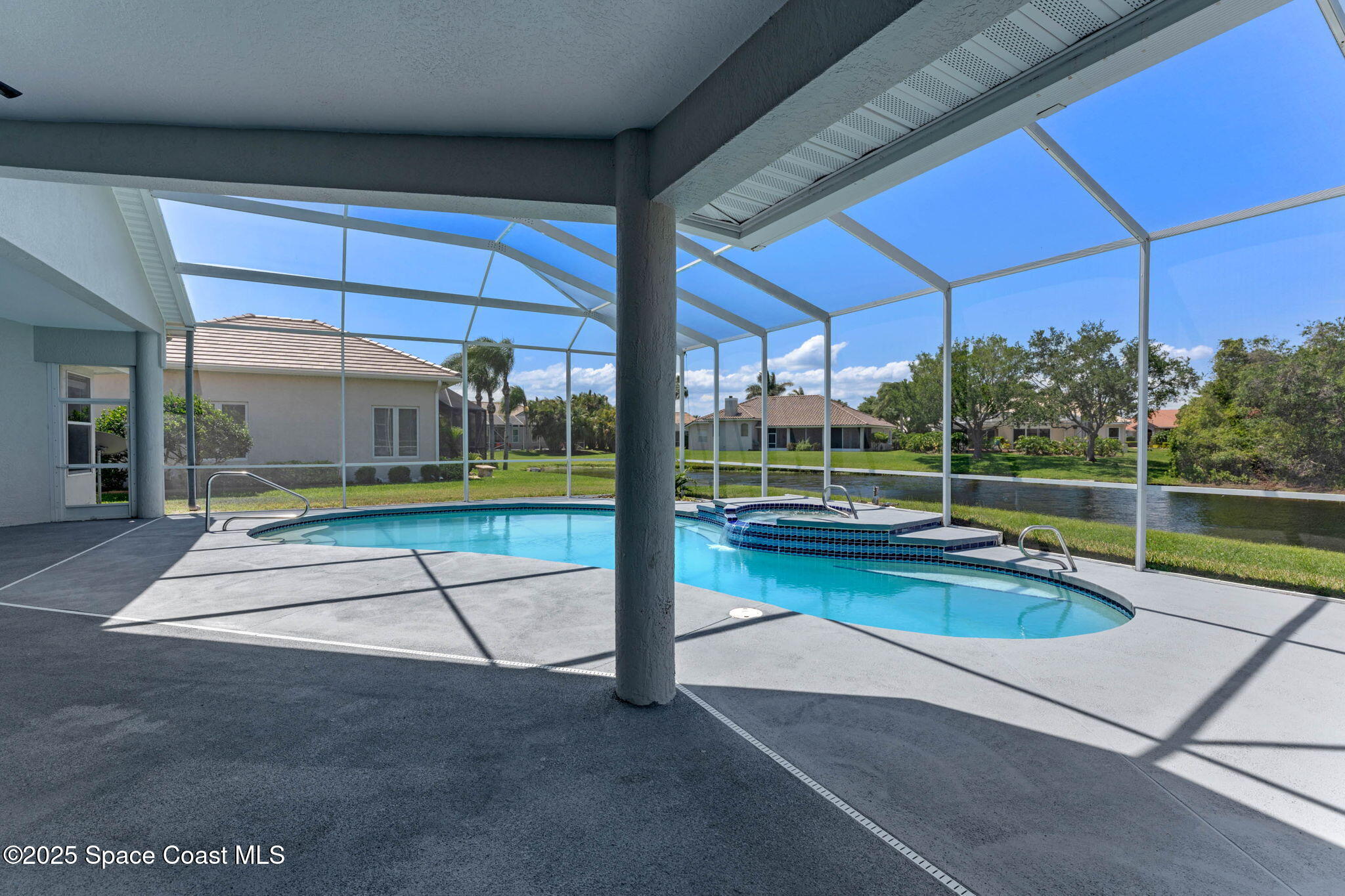 706 Palmer Way Melbourne, FL 32940 - Photo 37 of 43 a view of a backyard