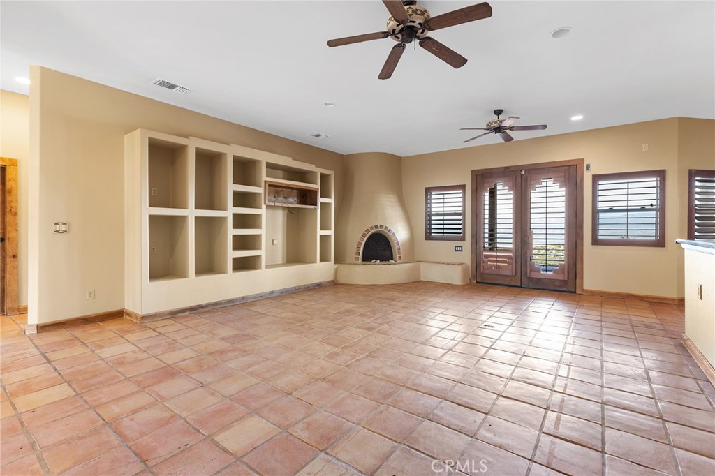 23032 Sky Mesa Road Homeland, CA 92548 - Photo 10 of 58