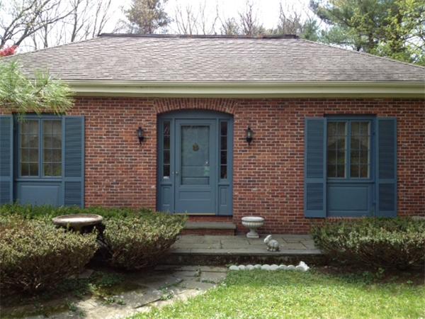 34 Centre Street Dover, MA 02030 - Photo 2 of 12