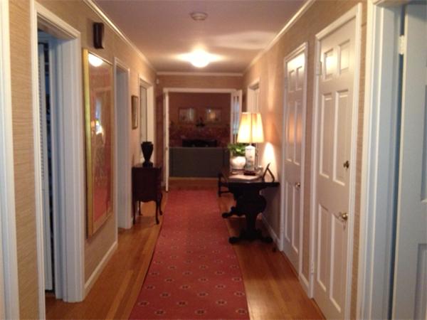 34 Centre Street Dover, MA 02030 - Photo 4 of 12