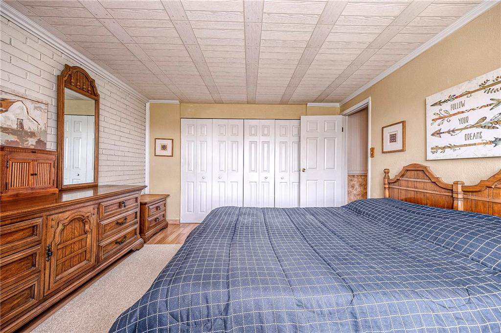 512 Aten Road Coraopolis, PA 15108 - Photo 23 of 30