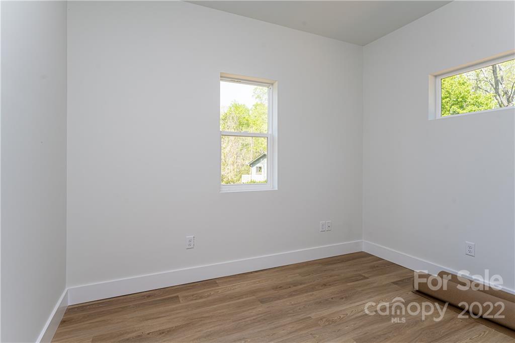 18 Trinity Chapel Road Asheville, NC 28805 - Photo 19 of 40 Gallery Image 19
