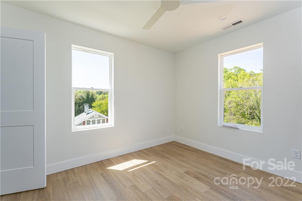 18 Trinity Chapel Road Asheville, NC 28805 - Photo 30 of 40 Gallery Image 30