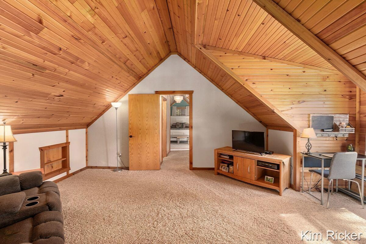 10282 North Maple Hill Road Morley, MI 49336 - Photo 16 of 23 Maple Hill 18