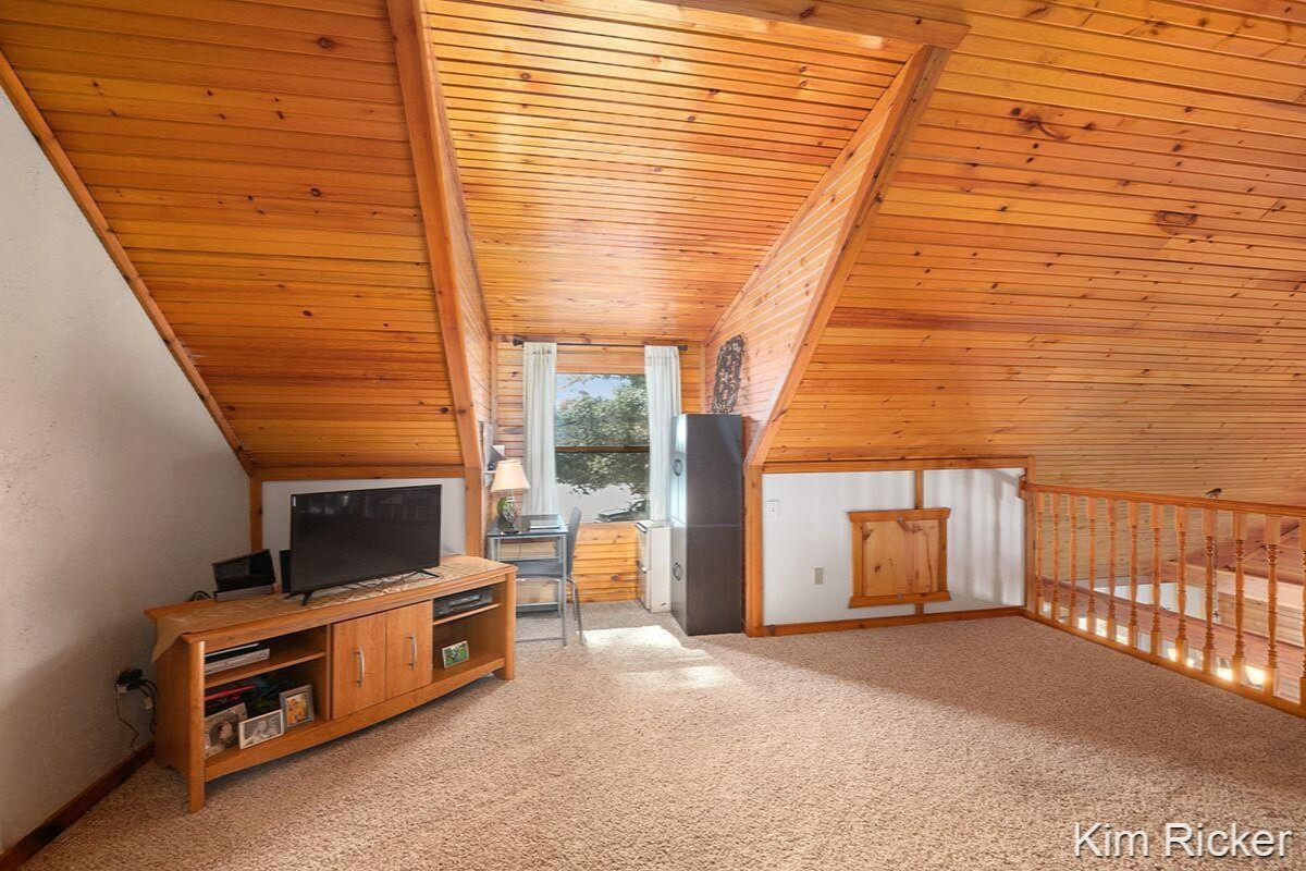 10282 North Maple Hill Road Morley, MI 49336 - Photo 17 of 23 Maple Hill 19