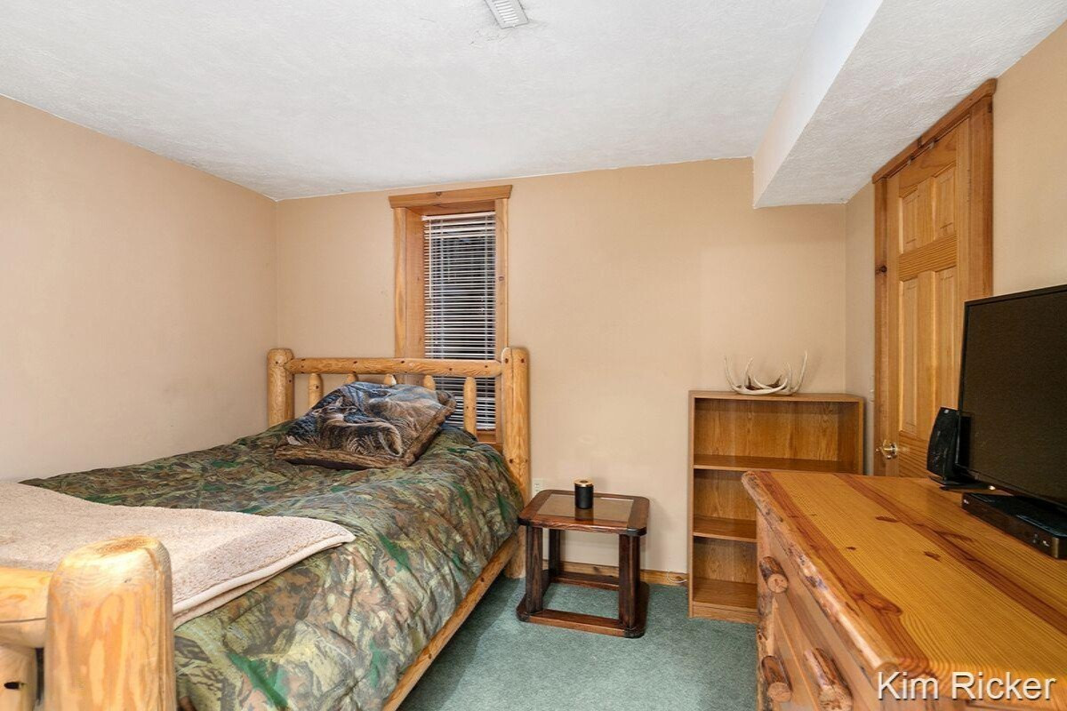 10282 North Maple Hill Road Morley, MI 49336 - Photo 20 of 23 Maple Hill 21