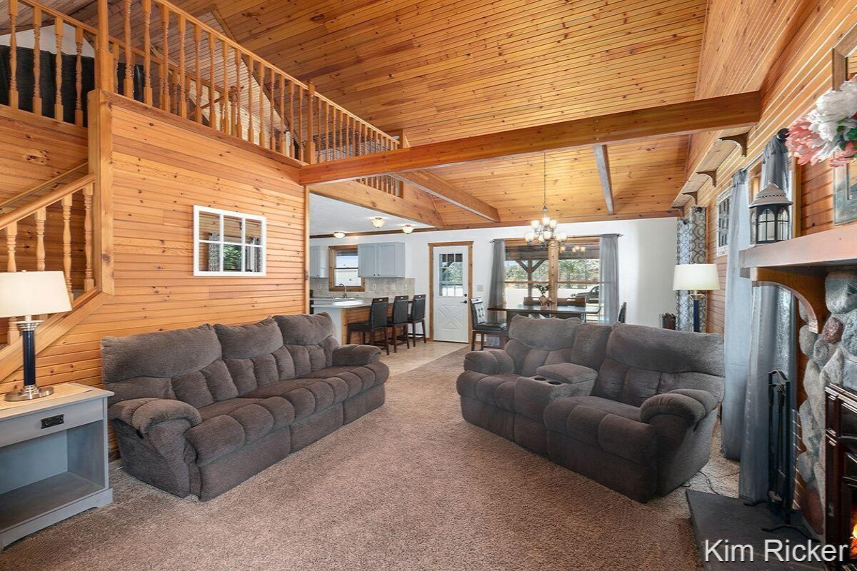 10282 North Maple Hill Road Morley, MI 49336 - Photo 5 of 23 Maple Hill 5