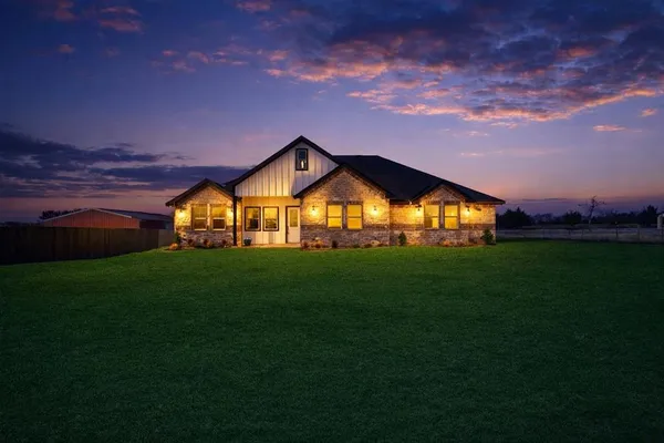 $515,000 | 2448 Private Road 1169, Farmersville, TX 75442