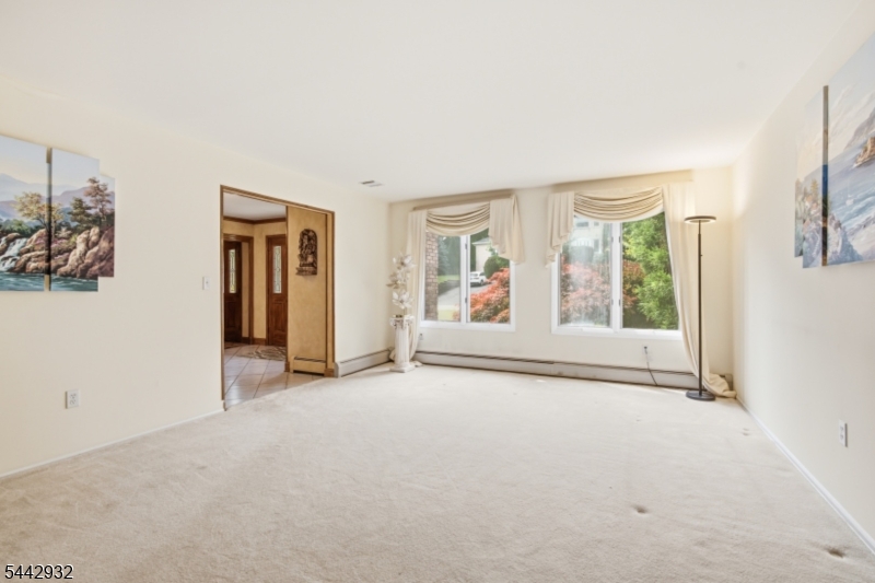 37 Continental Road Morris Plains, NJ 07950 - Photo 8 of 42