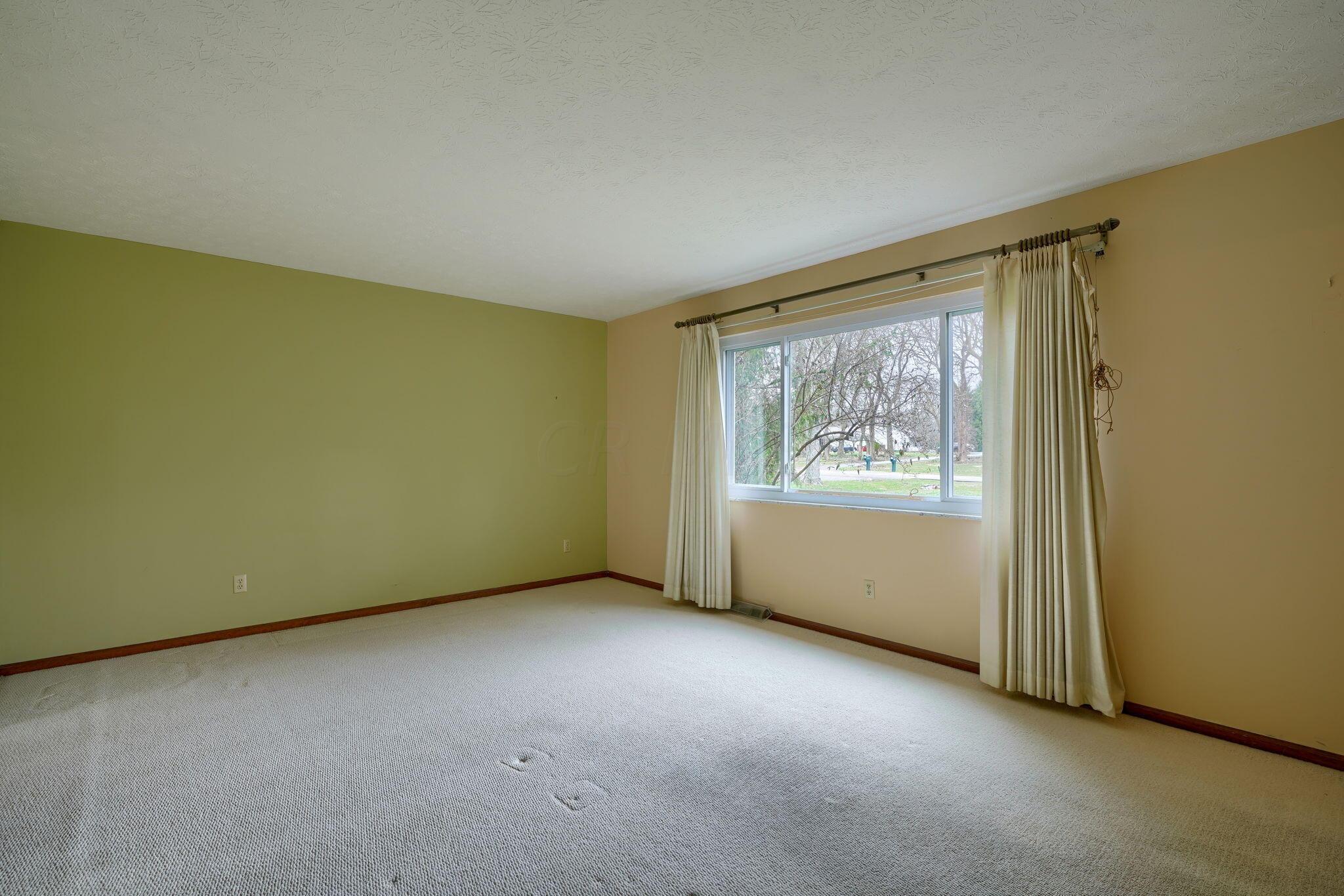 13657 Olde Post Road Pickerington, OH 43147 - Photo 12 of 65 13657 Olde Post Rd (36)