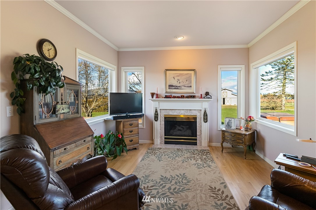 5690 Jones Road Sumas, WA 98295 - Photo 9 of 32