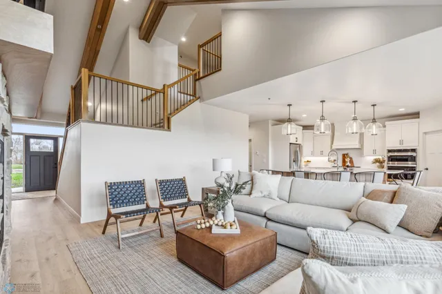 $924,900 | 5820 31st Street South, Fargo, ND 58104