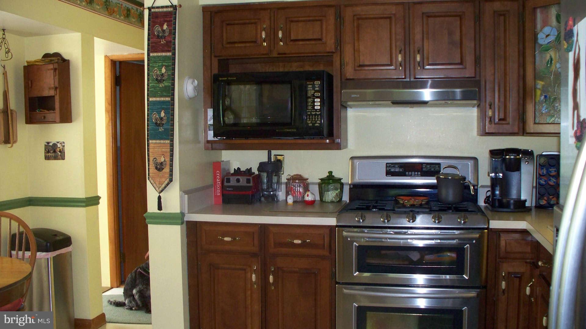 8 Colonial Road Bel Air, MD 21014 - Photo 16 of 30 Kitchen