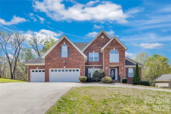 $549,900 | 1206 Edgewater Court, Salisbury, NC 28146