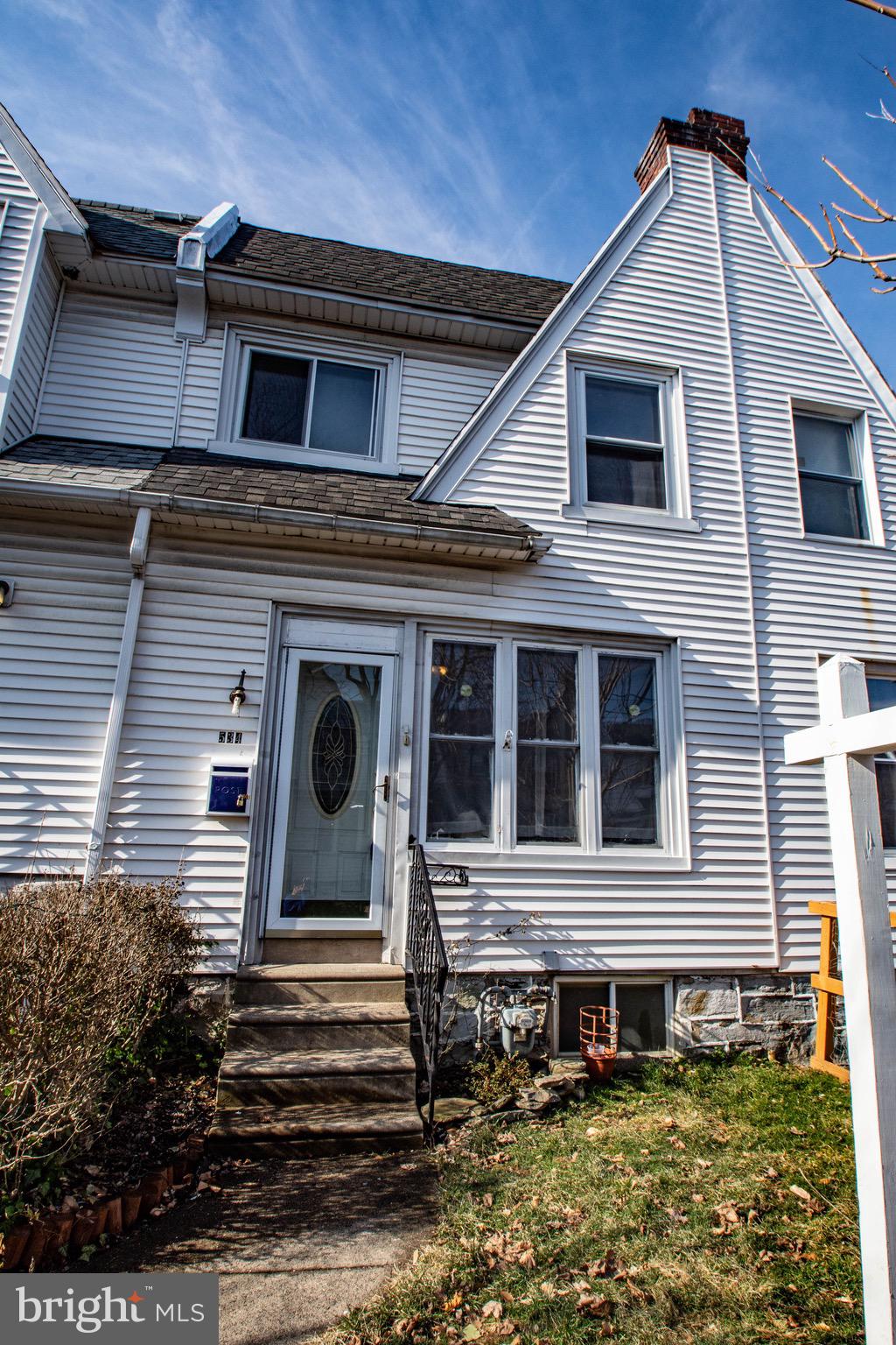 534 Glendale Road Upper Darby, PA 19082 - Photo 3 of 18 Front