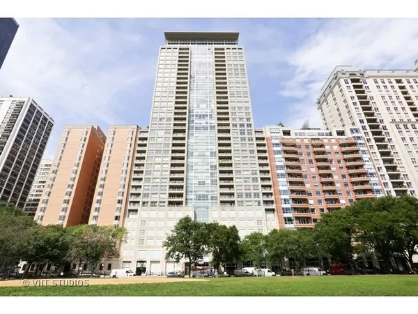 $4,500 | 250 East Pearson Street, Unit 1006, Chicago, IL 60611